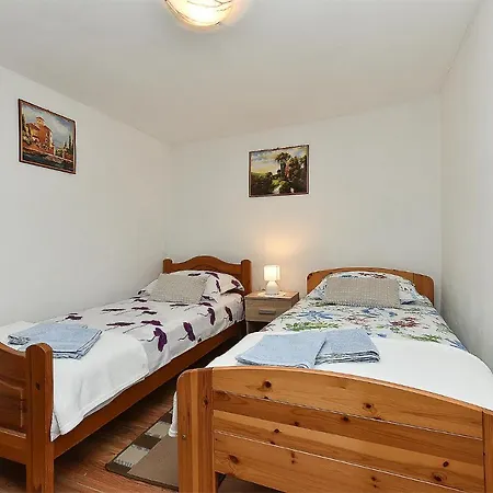 House 1009 Holiday home *