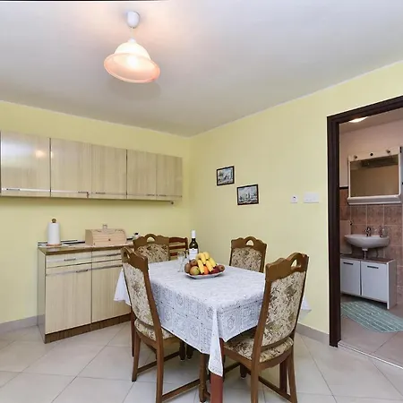 House 1009 Holiday home