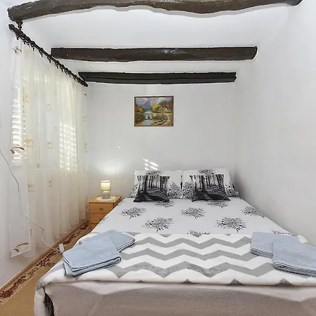 Holiday home House 1009 *