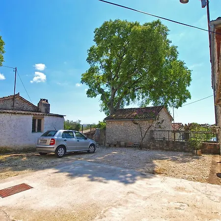 Holiday home House 1009 Smoljanci
